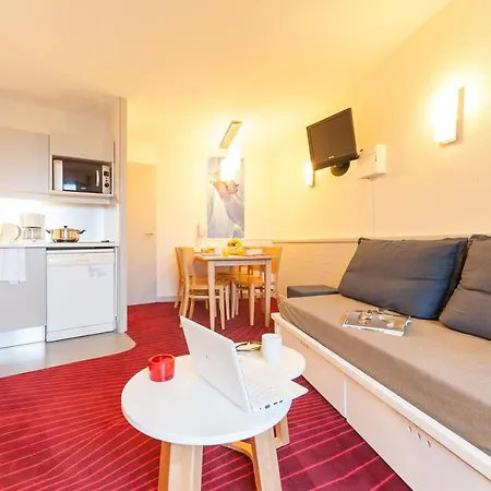 - Val-d'isere Hotel apartamentowy La Daille