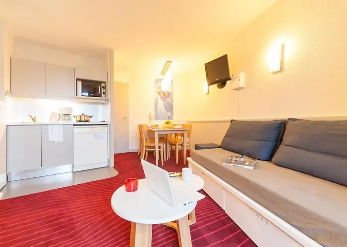 - Val-d'isere Hotel apartamentowy La Daille