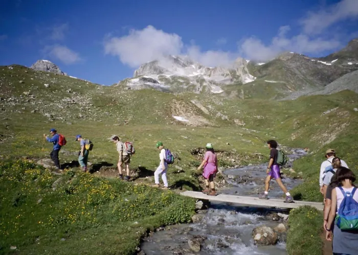 - Val-d'isere 3*
