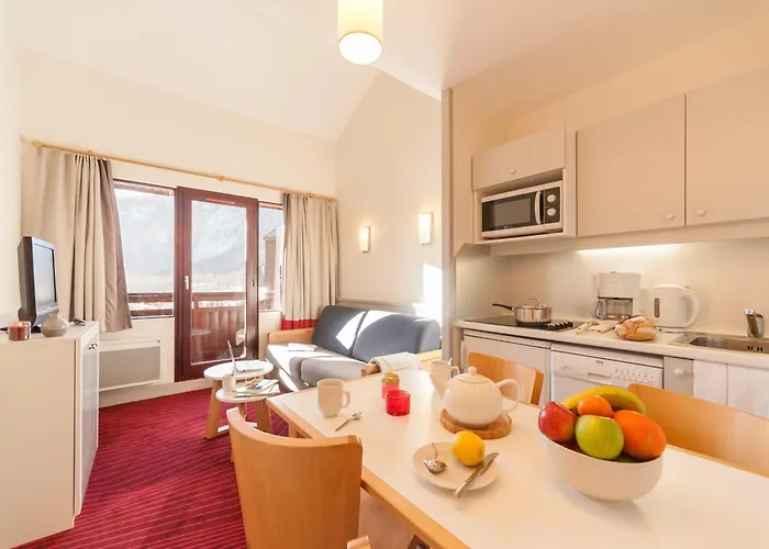 - Val-d'isere Hotel apartamentowy La Daille
